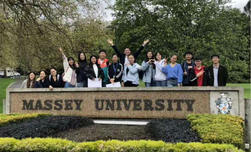 伟德体育官网首届梅西大学暑期访学项目圆满结束1.jpg